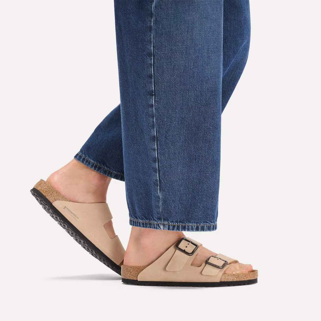 Arizona Wire Buckle Nubuck Leather Sandcastle
